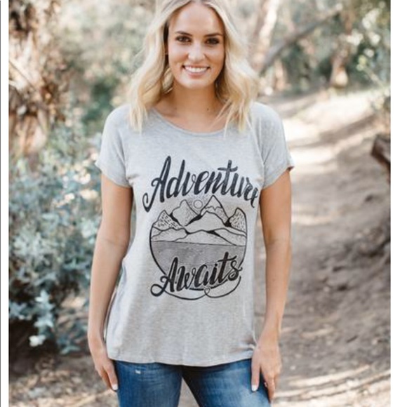 Lovely Souls Adventure Awaits Graphic Tee NWOT - Picture 2 of 4